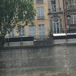 The smallest house in Paris